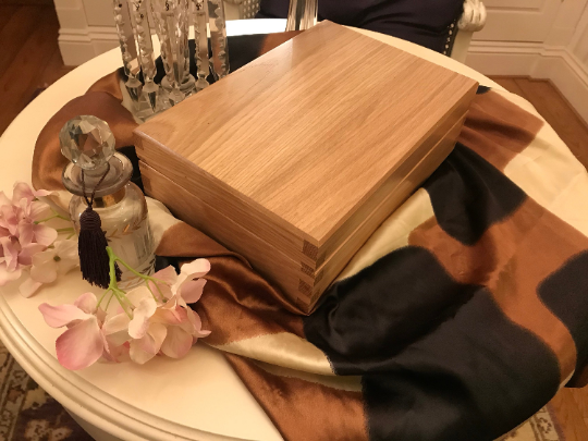 Handmade Jewellery Box - Oak with Dovetail Joints